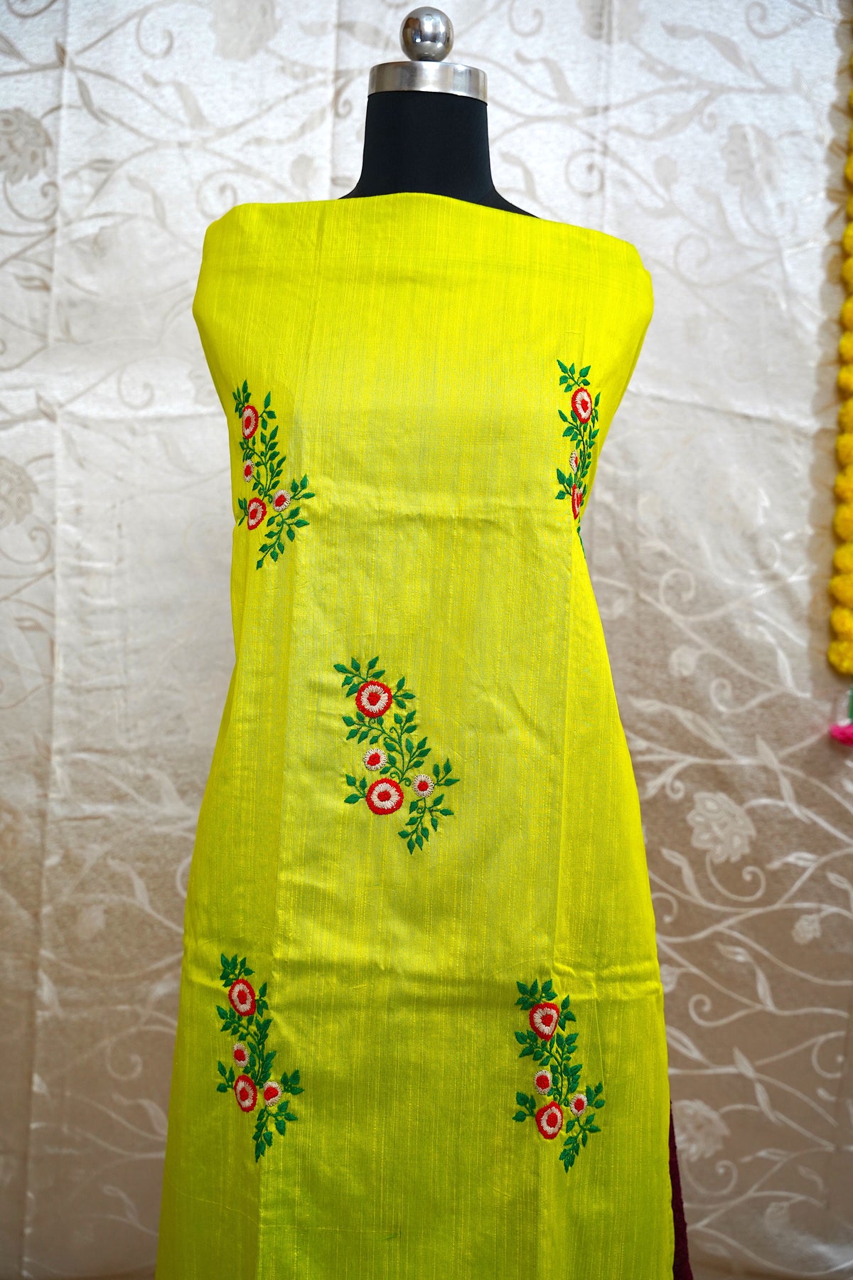 Lazy Daisy Work Tops-AI Generated image added for reference
